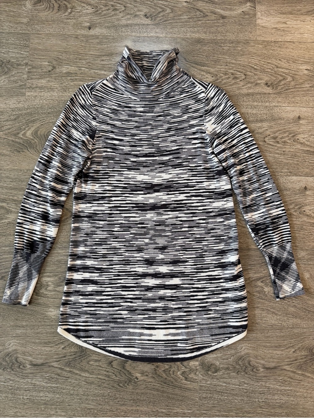 NIC+ZOE Black and White Striped Tunic Sweater